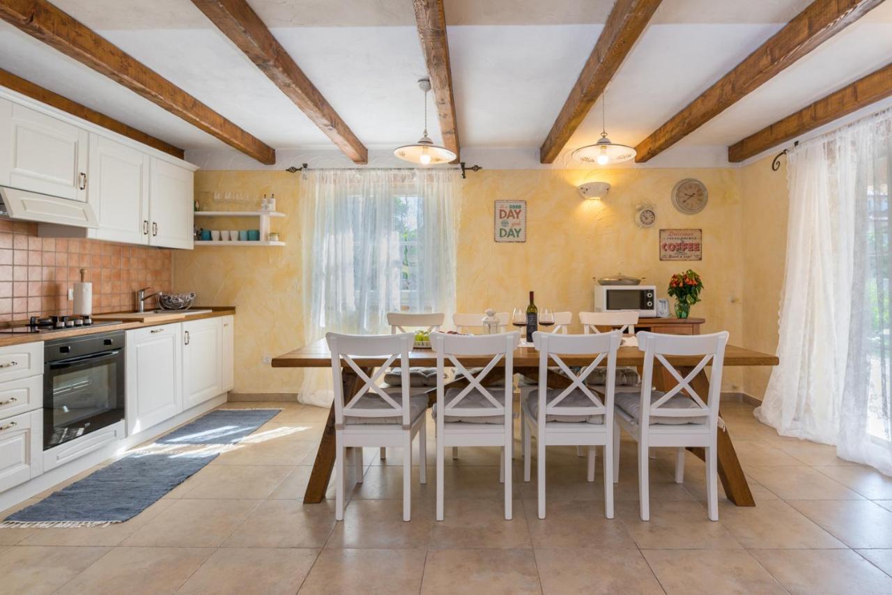Beautiful Villa Natura With Pool In Labin Exterior foto